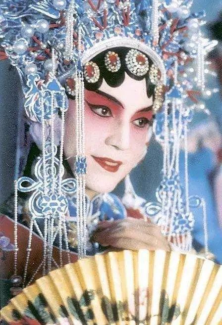 娱乐吃瓜君娘娘,揭秘娱乐圈背后的那些事儿 第3张 娱乐吃瓜君娘娘,揭秘娱乐圈背后的那些事儿 第3张